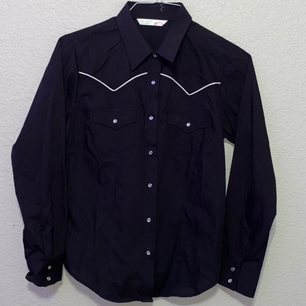 NWOT Black button up top